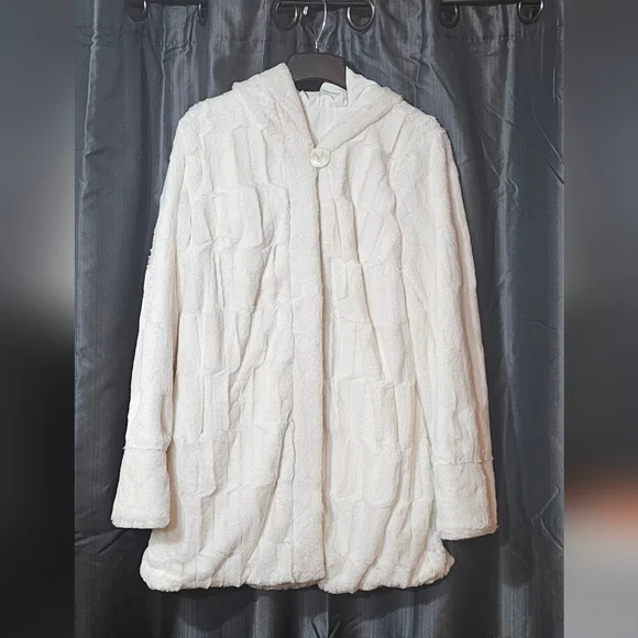 White Glamorous Womens Fur Versatile Reversible Rain Coat  Button Jacket EUC - Picture 8 of 12